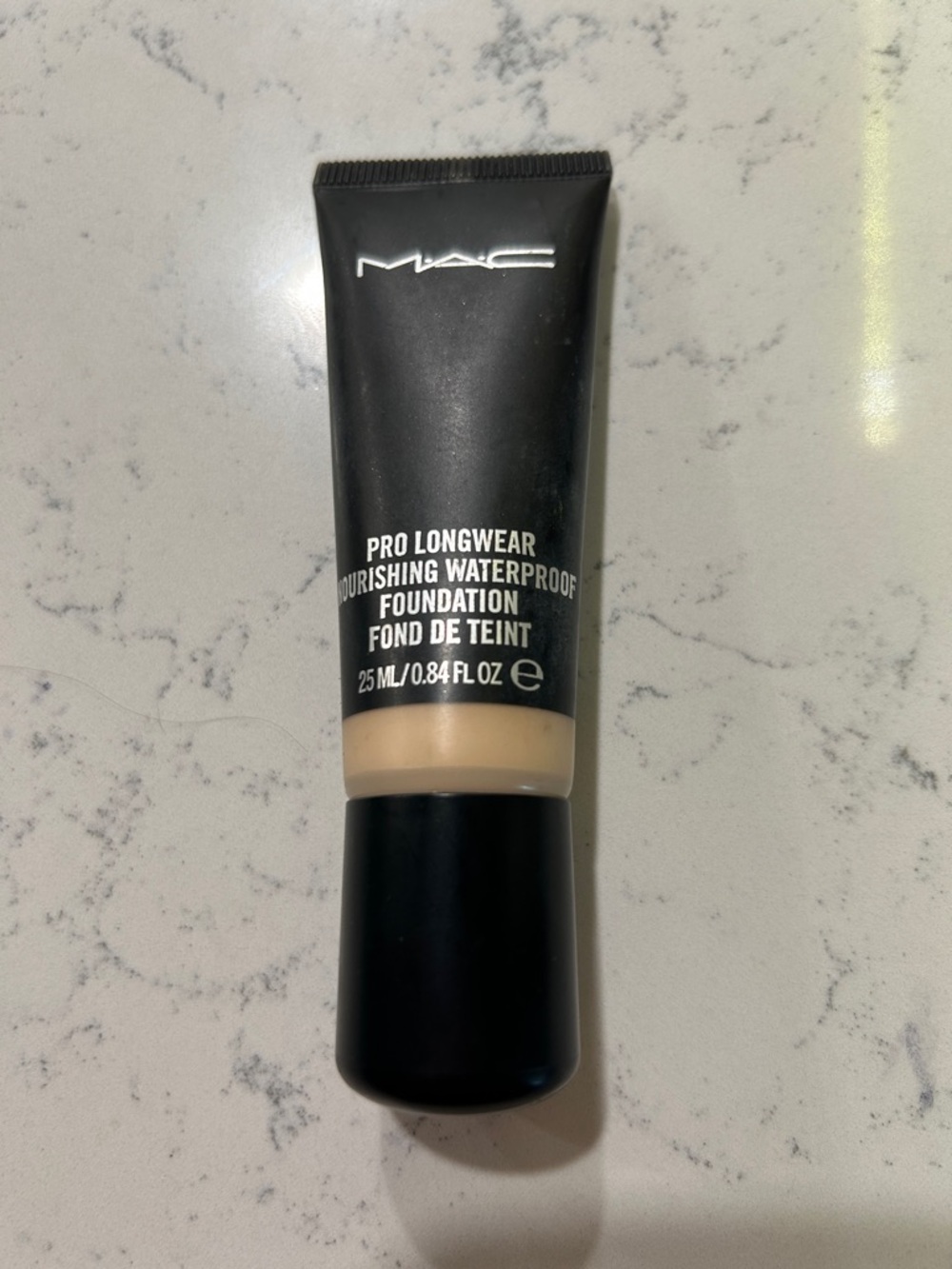 MAC Cosmetics Pro Longwear Nourishing Waterproof Foundation - NC15.